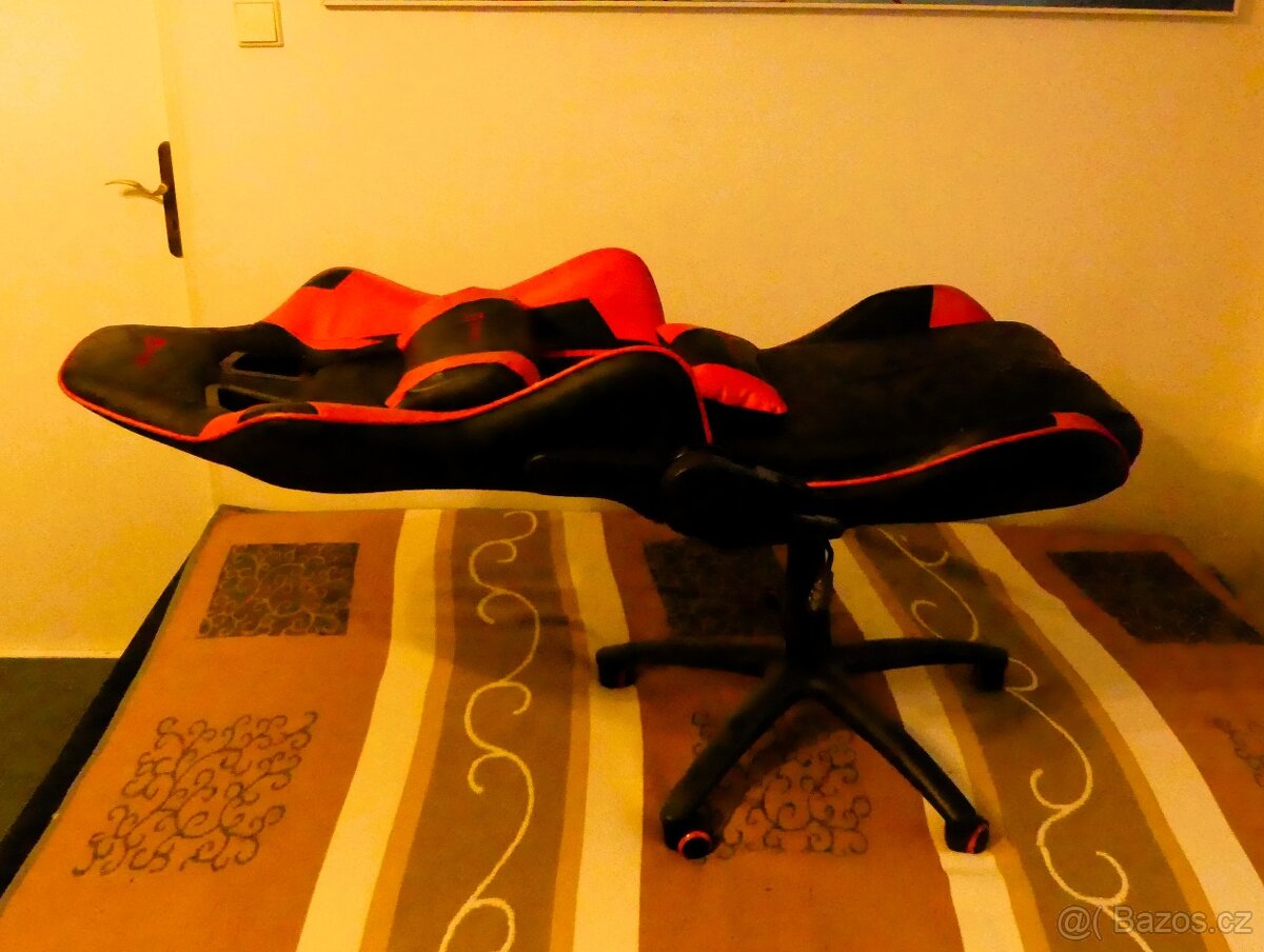 Herní křeslo CONNECT IT ALIEN PRO - 7