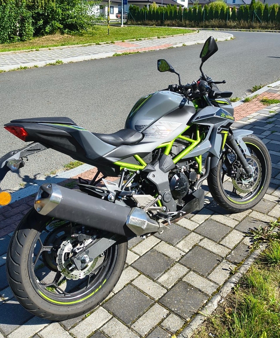 Kawasaki Z 125 - 7