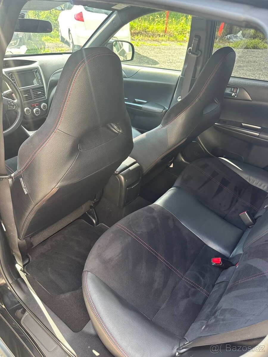 Subaru Impreza 2.5 WRX STI sedan - 7