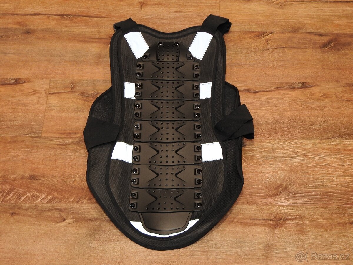 Chráničová vesta Nová - 7