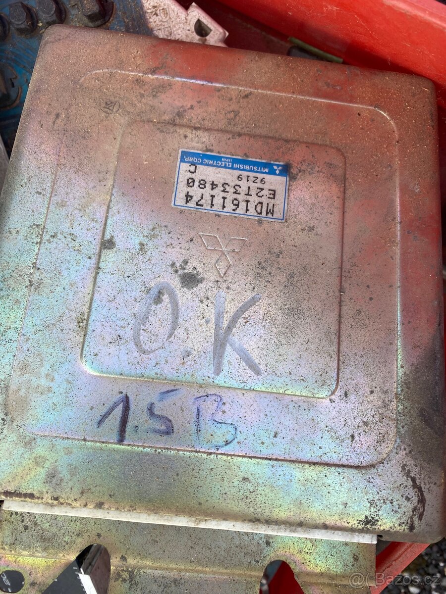 Mitsubishi colt 1.8 16V - 7