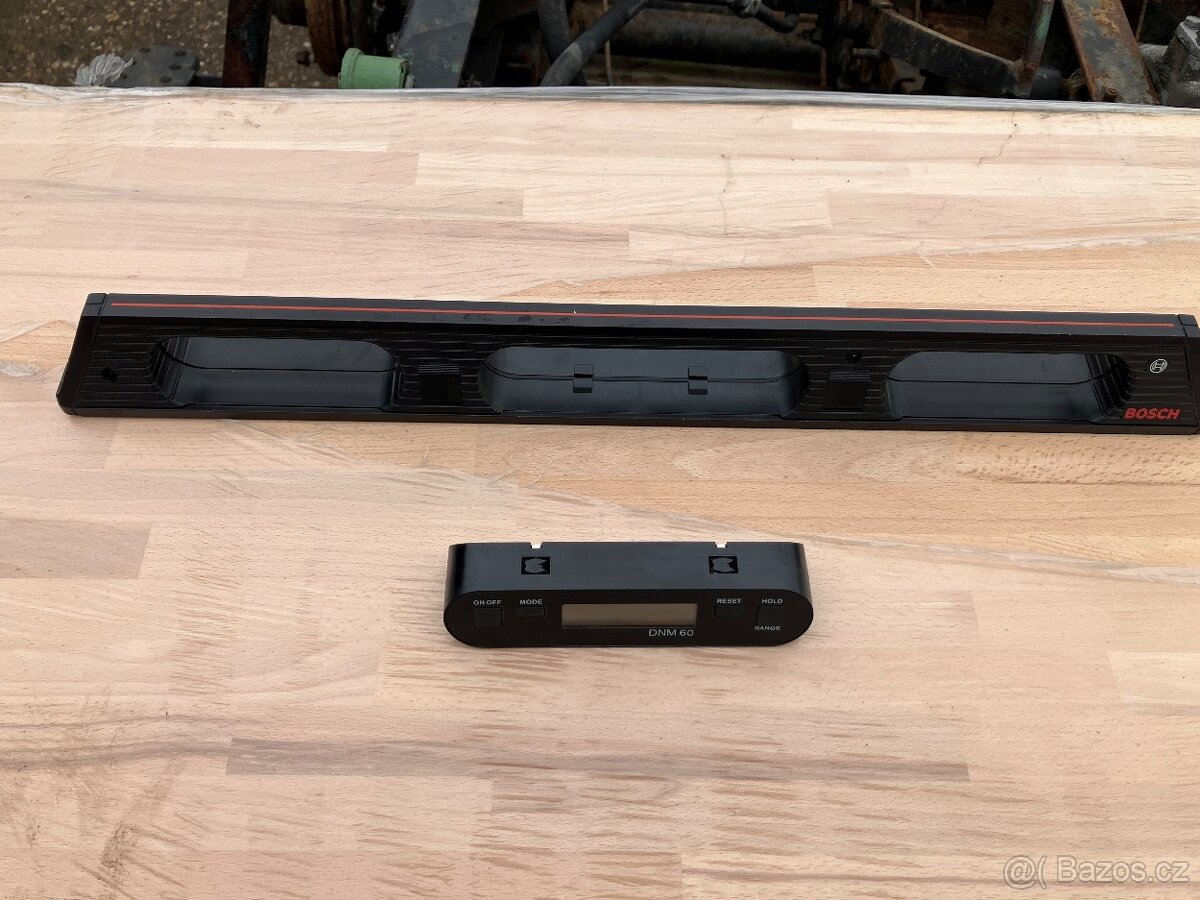 DIGITÁLNÍ VODOVÁHA BOSCH - 7