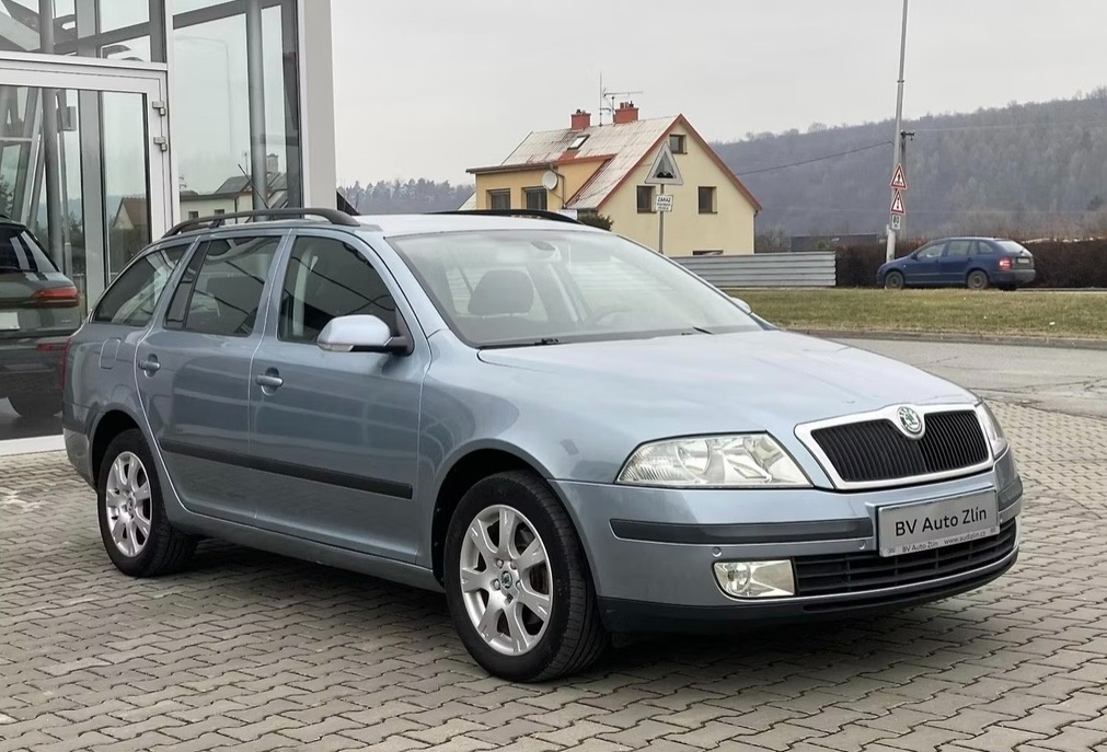 Škoda Octavia Combi 1,9 TDI, tažné, serviska - 7