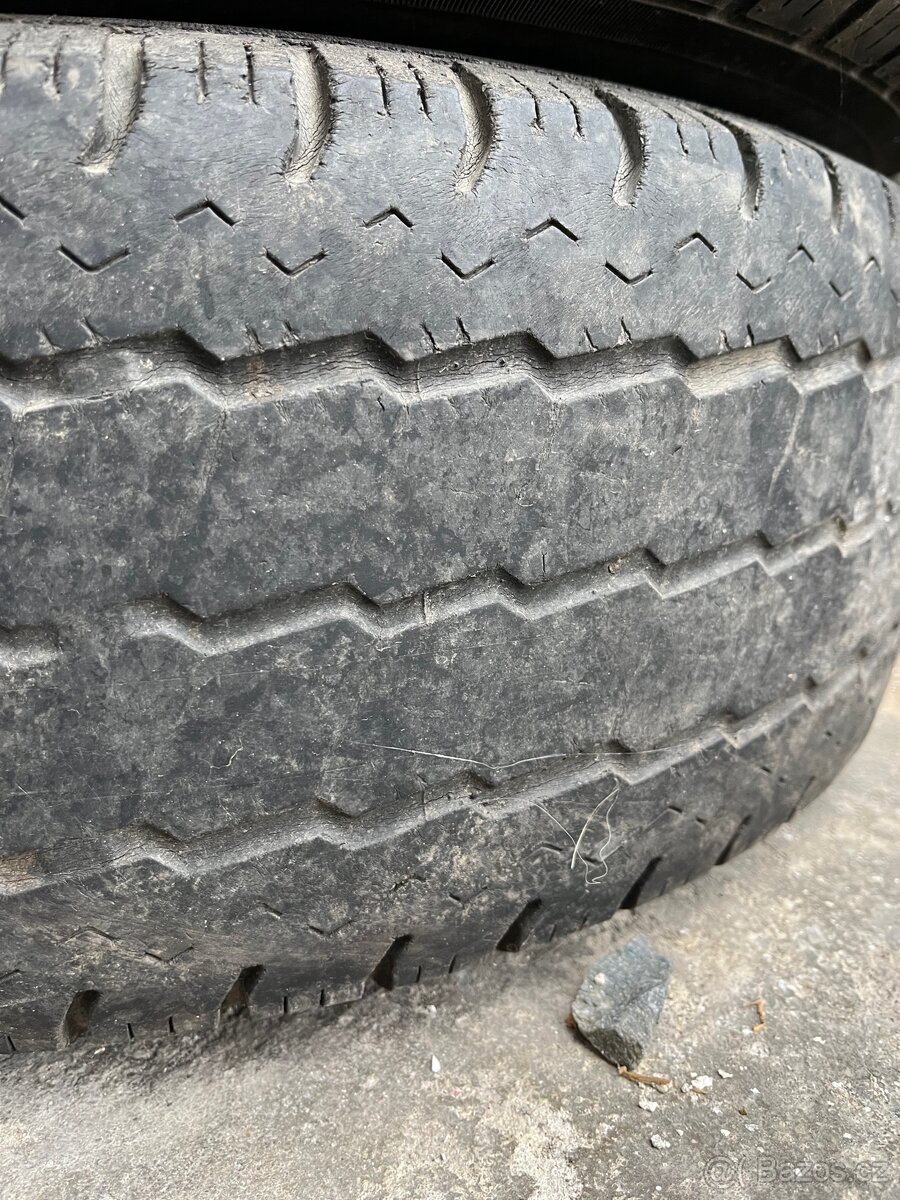 Kola Mercedes Sprinter 225/70 R15 - 7
