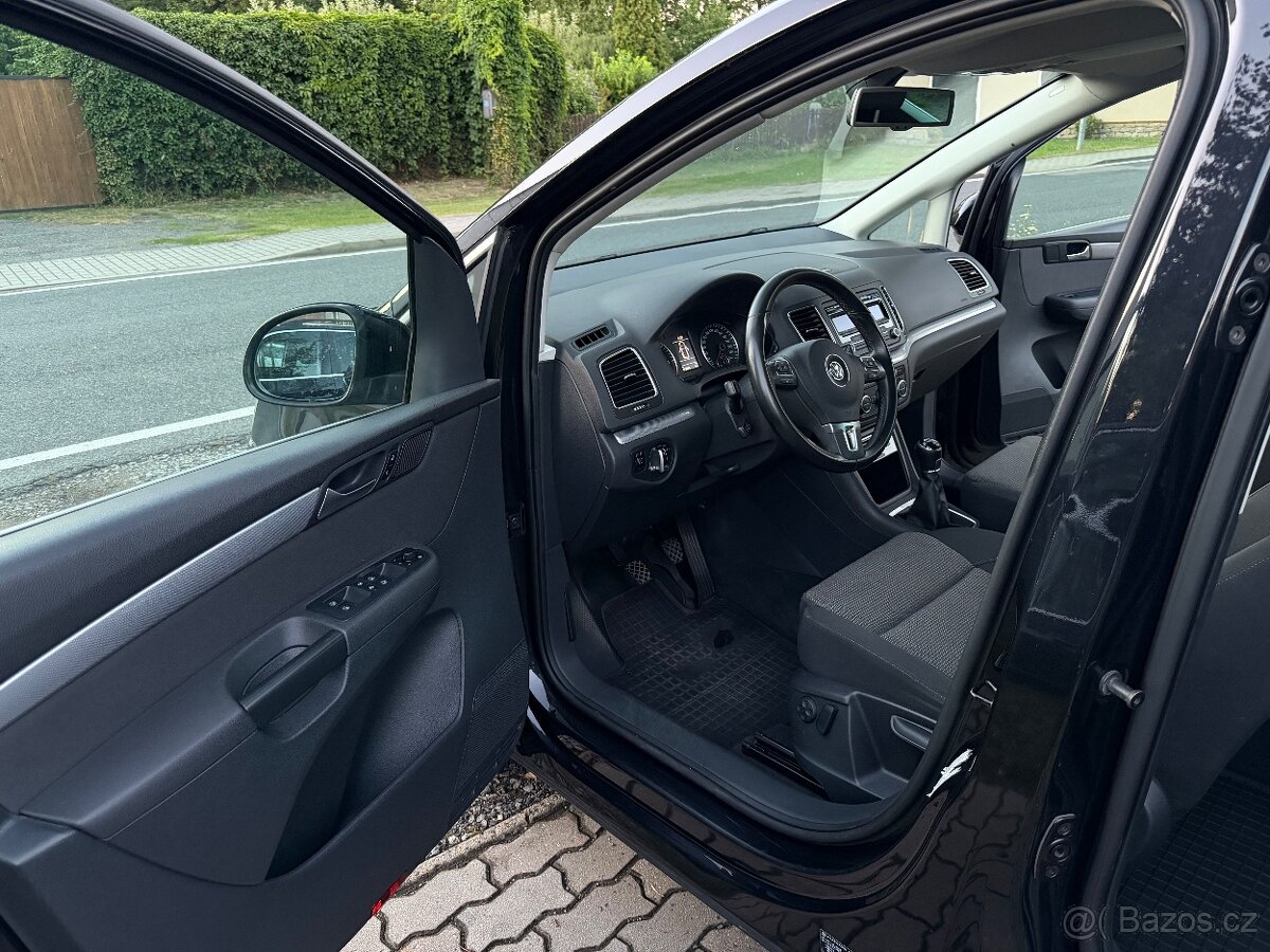 VW Sharan 2,0 TDi 4-Motion - 7