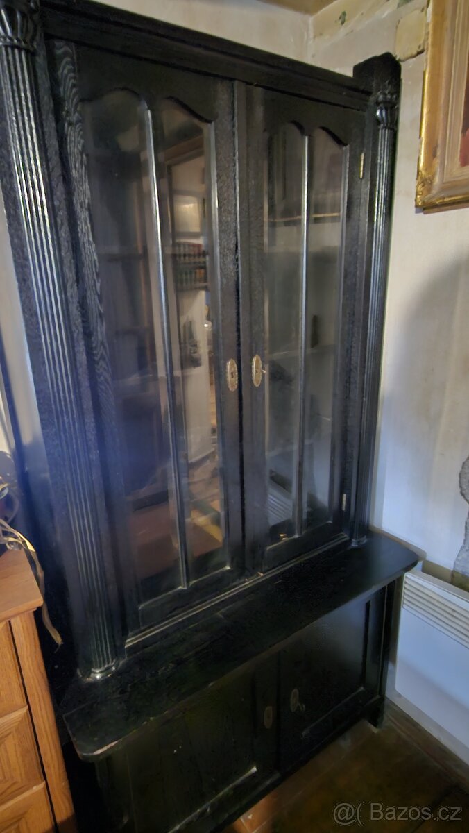 Skleněná vitrína - 7