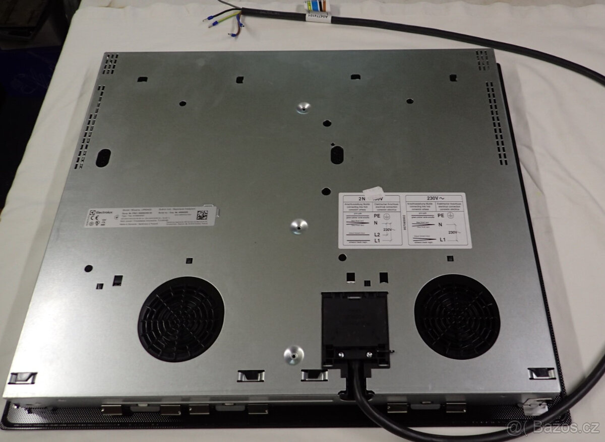 Indukční DESKA ELECTROLUX 300 LIR60433 nové čti - 7