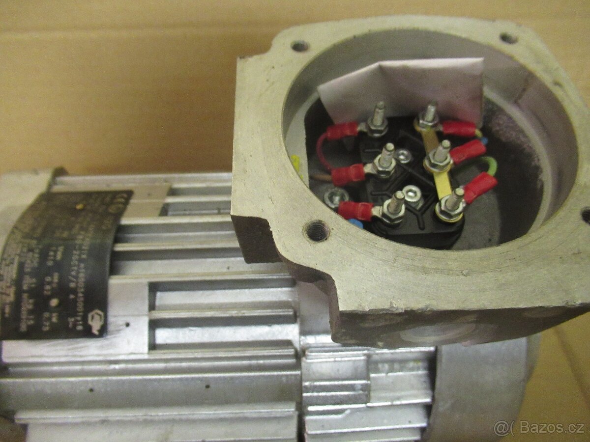 NEPOUŽITÝ přírubový elektromotor 380V.0,75kw-1410ot.min. - 7