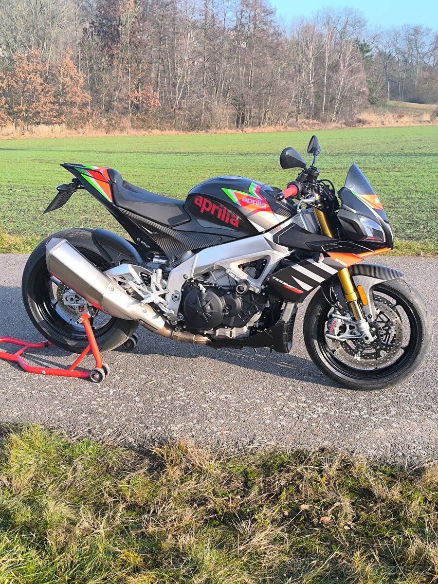 Aprilia Tuono V4 Factory - 7