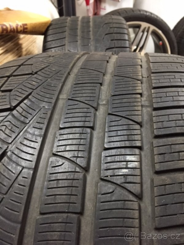 zimní pneu 2ks - Pirelli R19, 295/30 R19,W240 - 7
