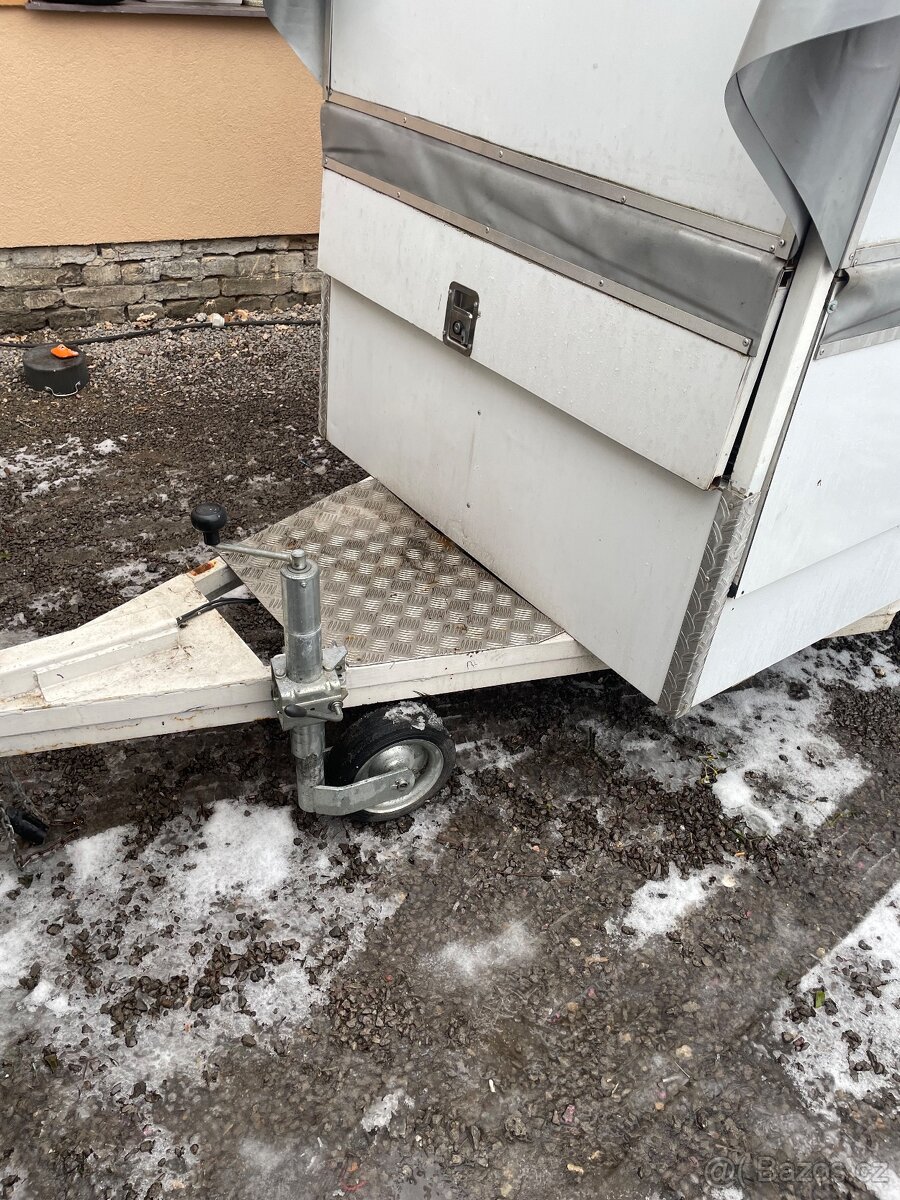 Pojízdná prodejna / Občerstvení - 7