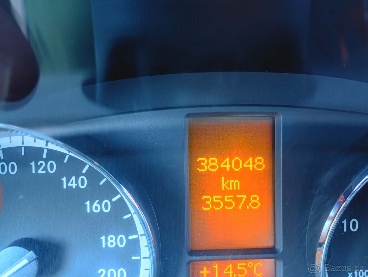 Mercedes Vito 120 CDI 8 míst long - 7