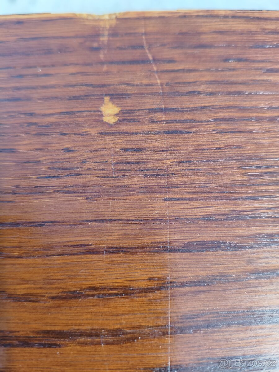 Jiroutek žlutočerná retrokomoda dlouhá - 7