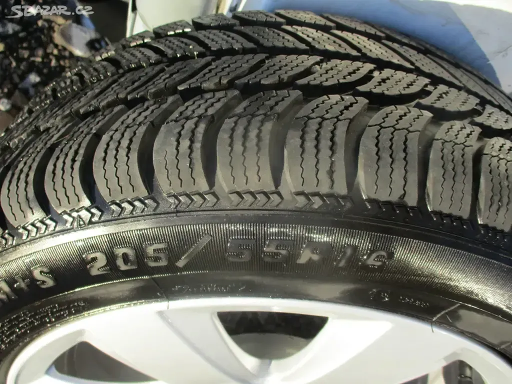 ALU kola AUDI 7,5X16ET45 a zimní pneu SAVA - 7