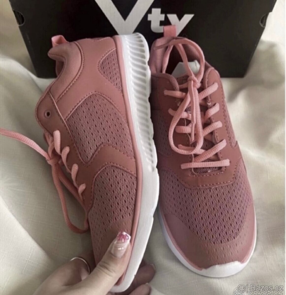 Nové tenisky- botasky zn. Vty (vel 39) - 7