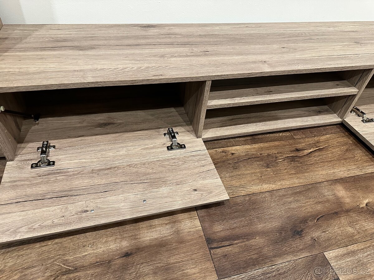 Obývací stěna - 7