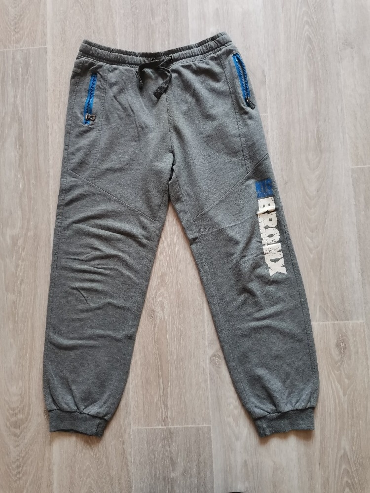 Balík oblečení vel. 152 (super stav) - 7