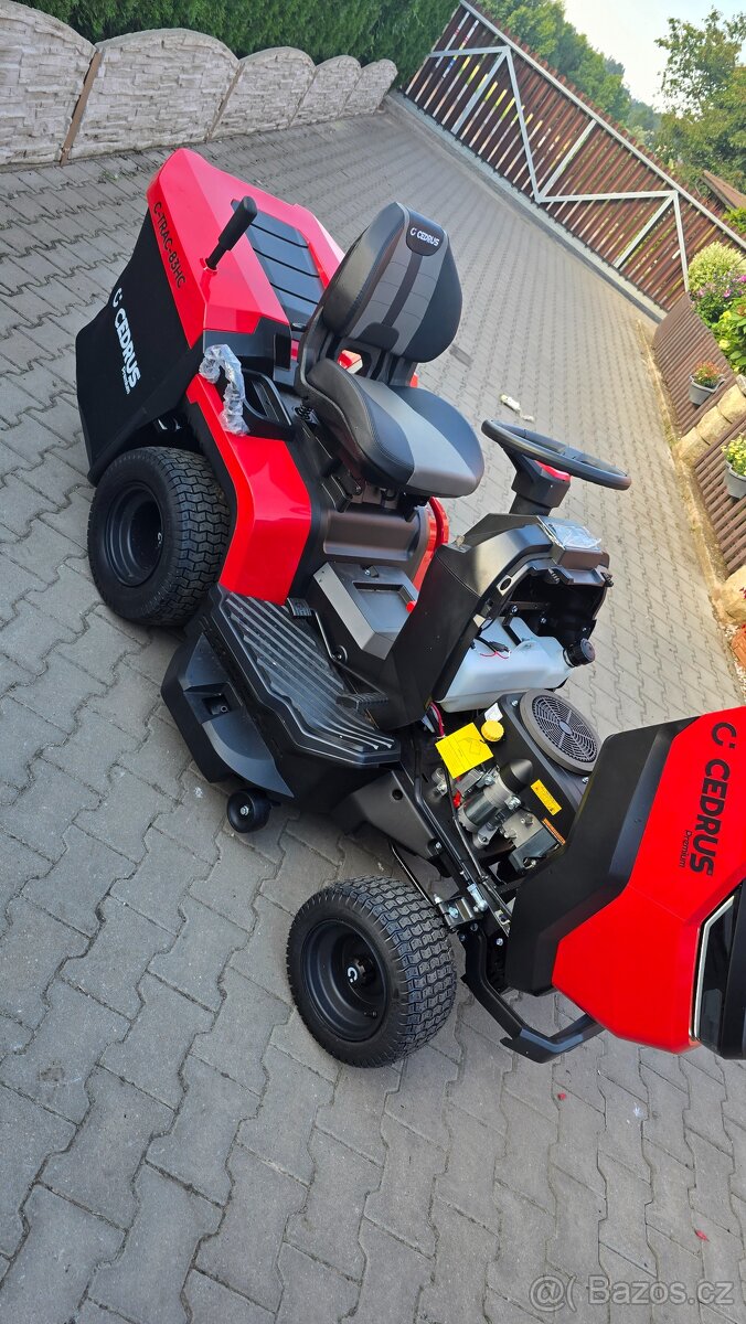 Novy zahradní traktůrek Cedrus akce do neděle 58000 - 7