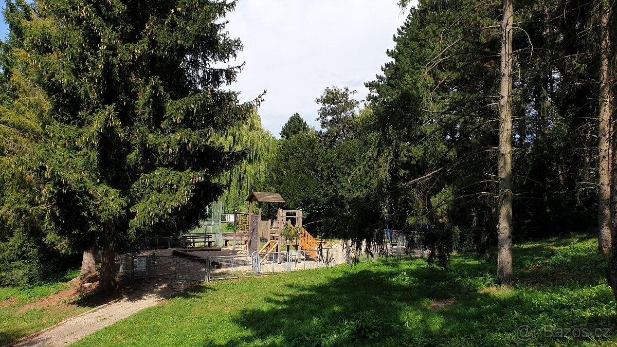 Byt 2+1, 69 m2, lodžie, výtah, sklepy, parkování. - 7