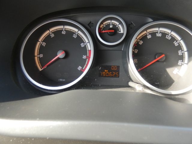 OPEL CORSA D 1.2i 16v Edition 2008 - 7