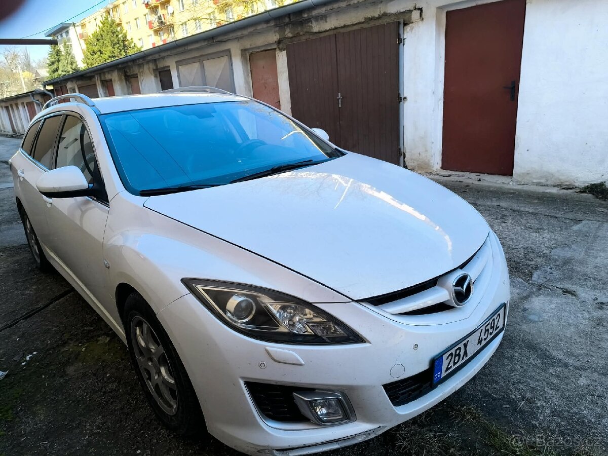 Mazda 6 2.2 - 7