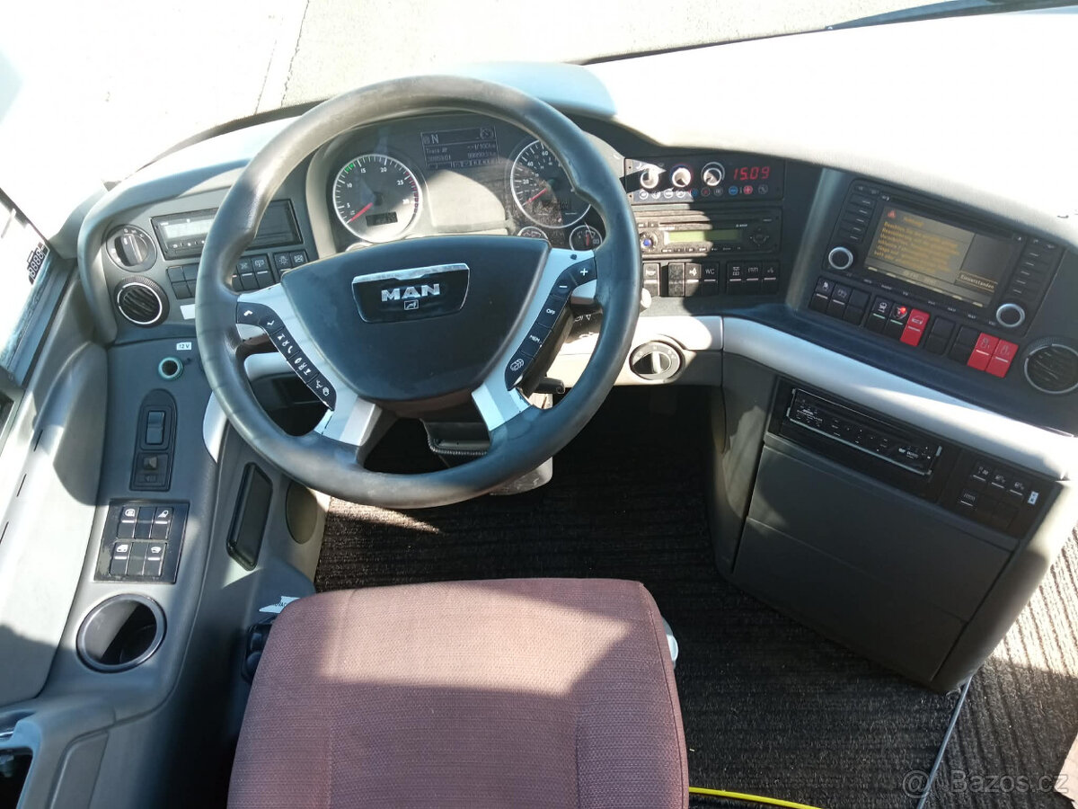 Man Lion´s Coach - 7