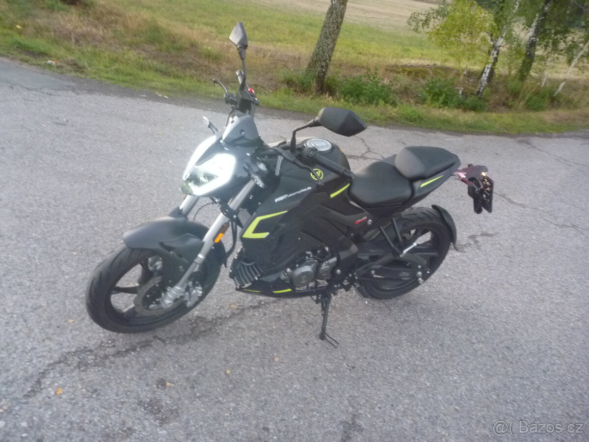 Keeway RKF 125 - 7