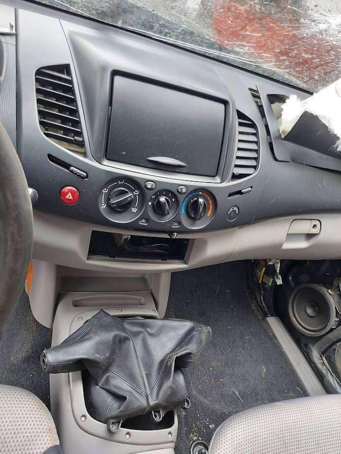 Mitsubishi L200 2,5DID 100kw kód motora: 4D56 - 7