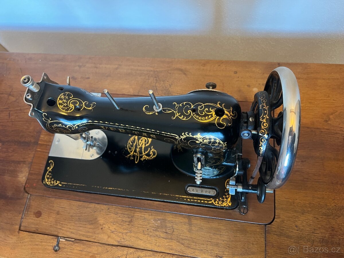 Šicí stroj Veritas v krásném stavu - 7