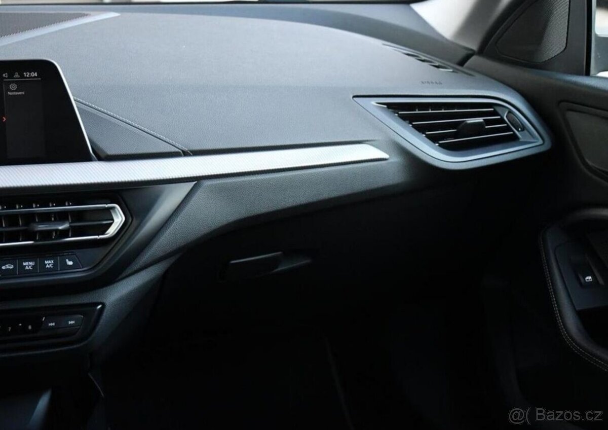 BMW Řada 2 218d TAŽNÉ HUD ČR 1M - 7