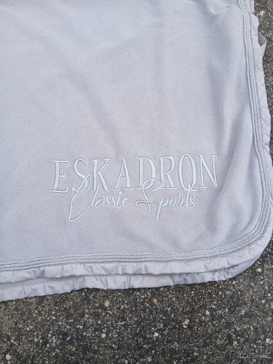 Eskadron odpocovaci deka - 7