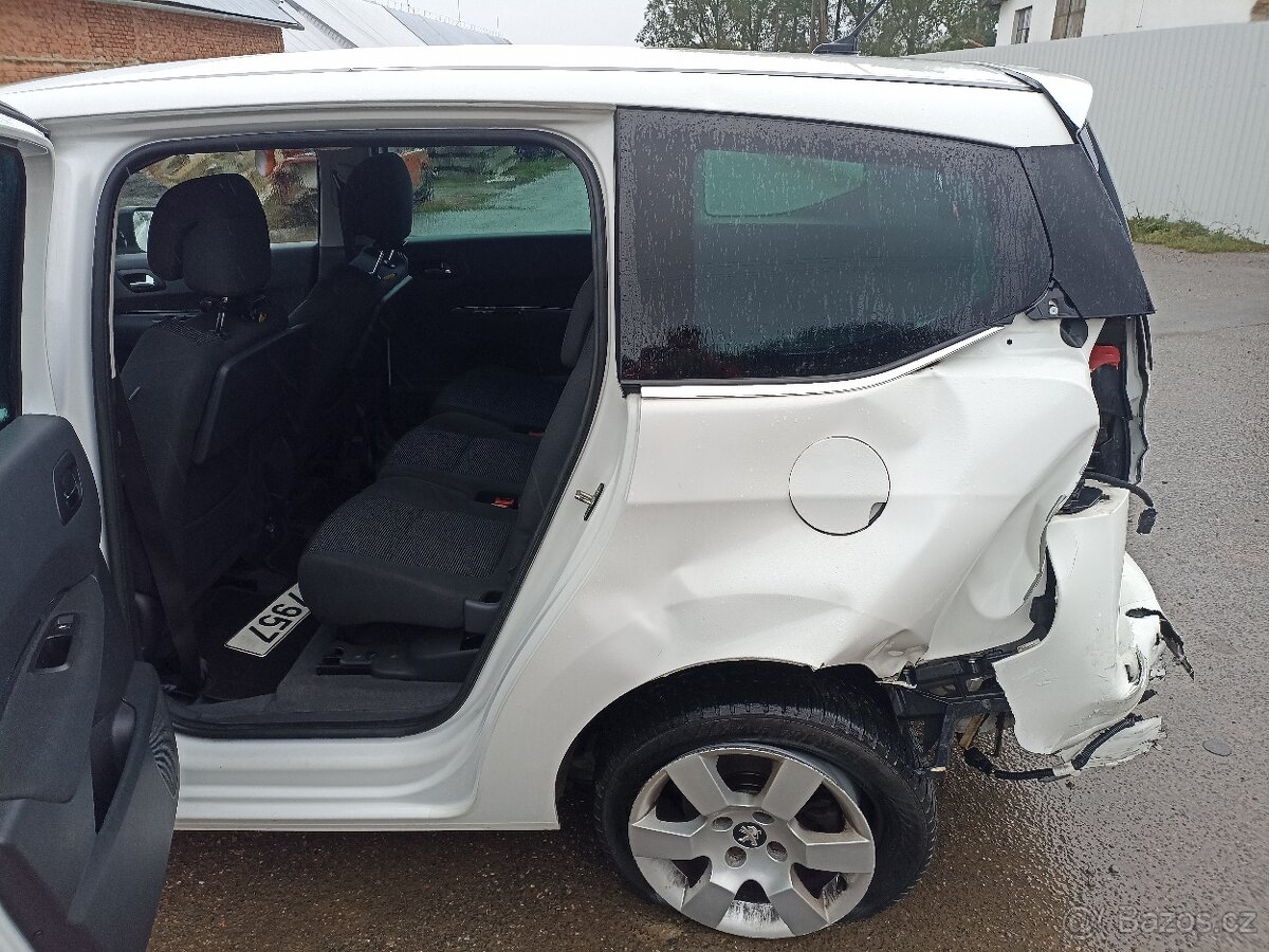 Peugeot 5008 1.6i 88kw 2014 - 7