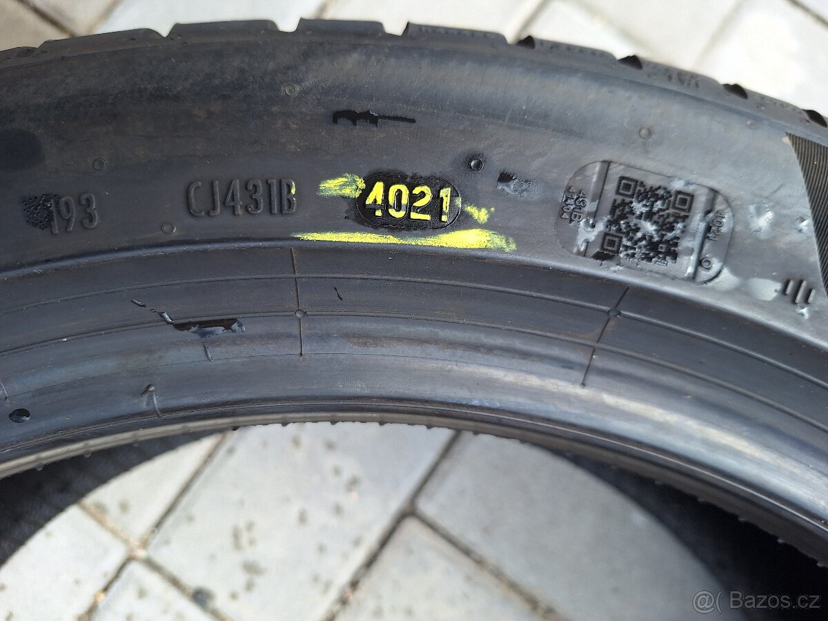 Prodám letní pneu 225/45/17 Pirelli - 7