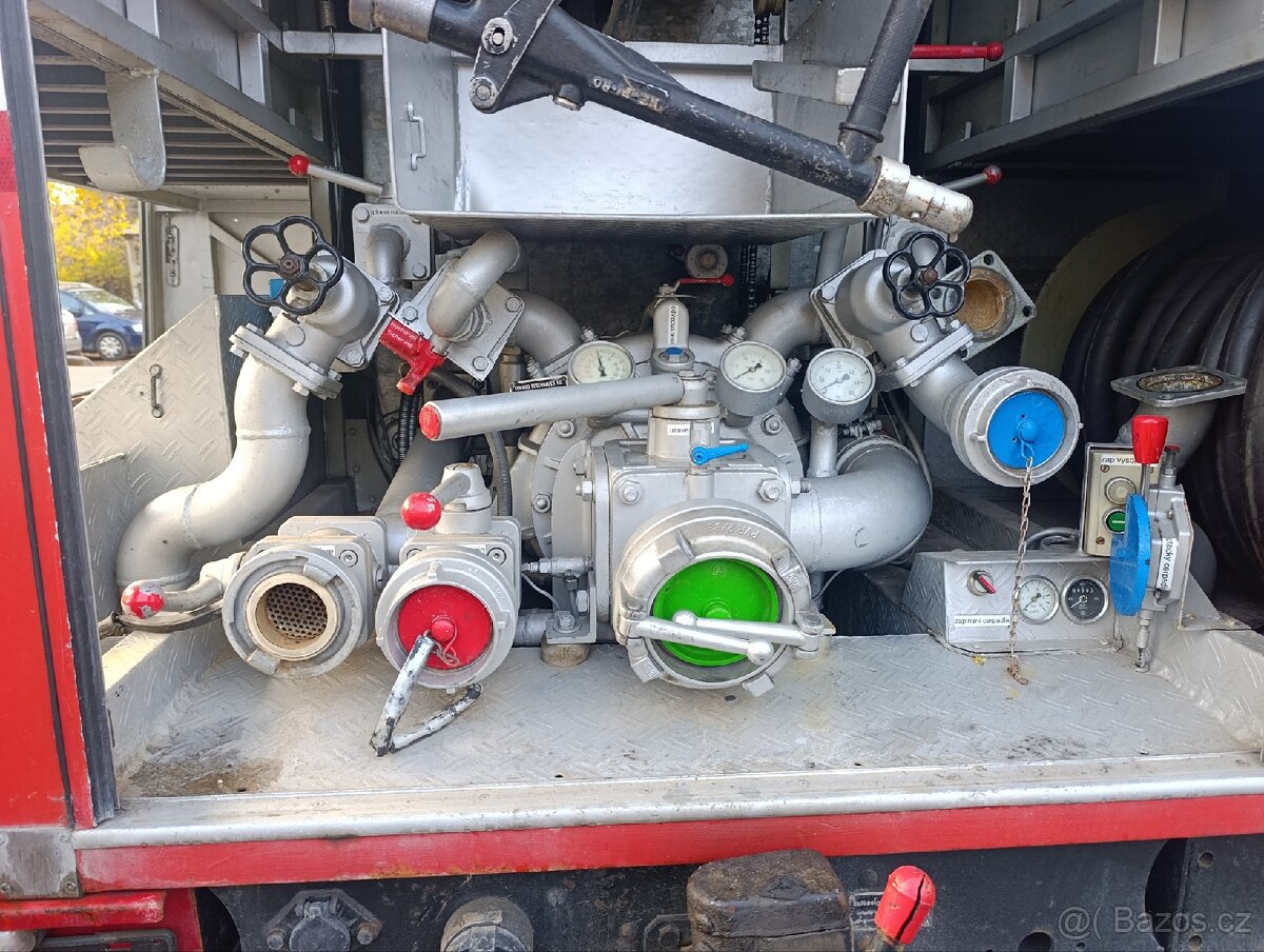 Mercedes hasičský vůz - 7