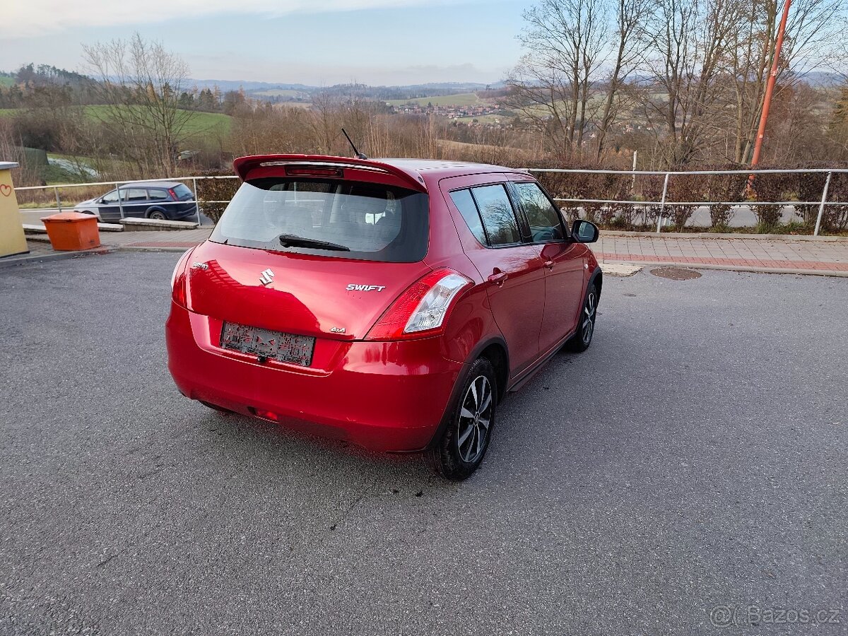 SUZUKI SWIFT 1.2VVTi 69KW ●4x4● PO SERVISU ●121.450 KM● - 7