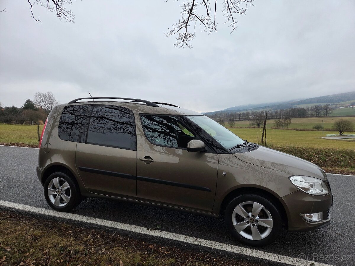 Škoda ROOMSTER 1.2TSI - 152tis/km - 2014 - Výbava - 7