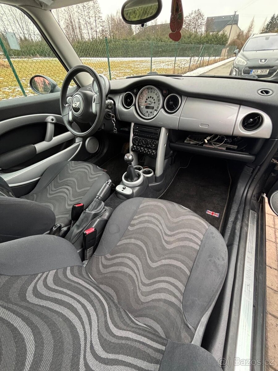 Mini Cooper one 1.6 r.v.2003 - 7