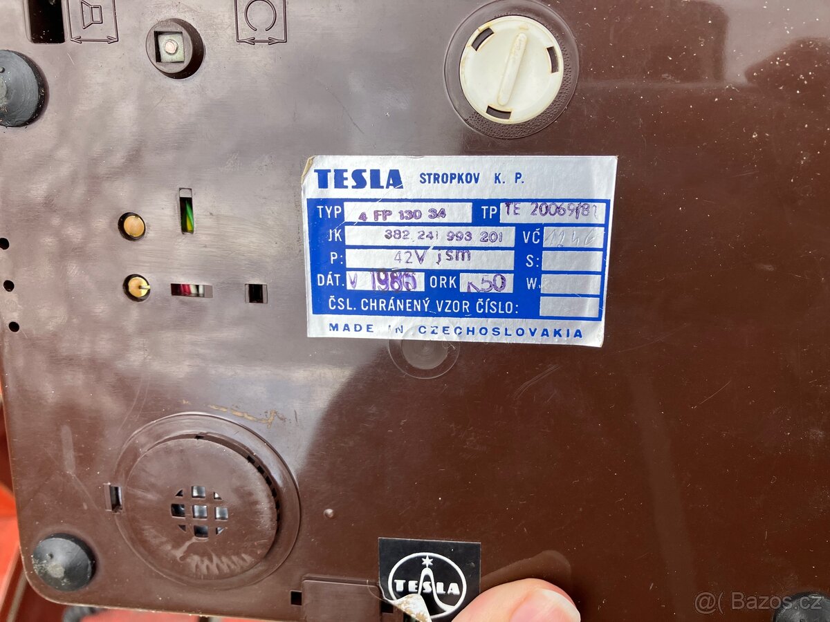 Telefonní přístroje TESLA Stropkov - 7