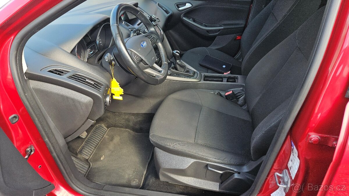 FORD FOCUS 1,0 Eco Boost 100k Trend - 7