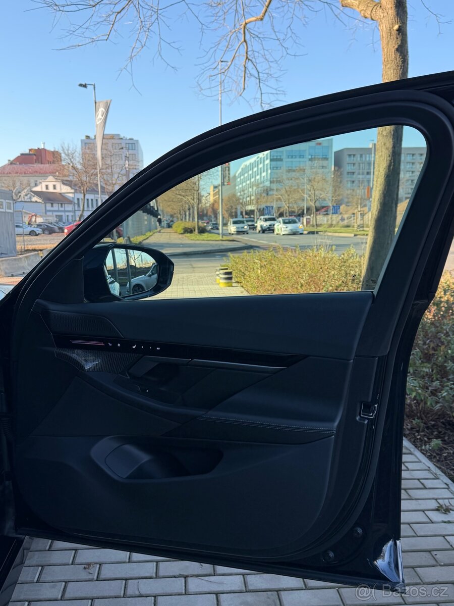 BMW 520 D top stav záruka Mpaket - 7