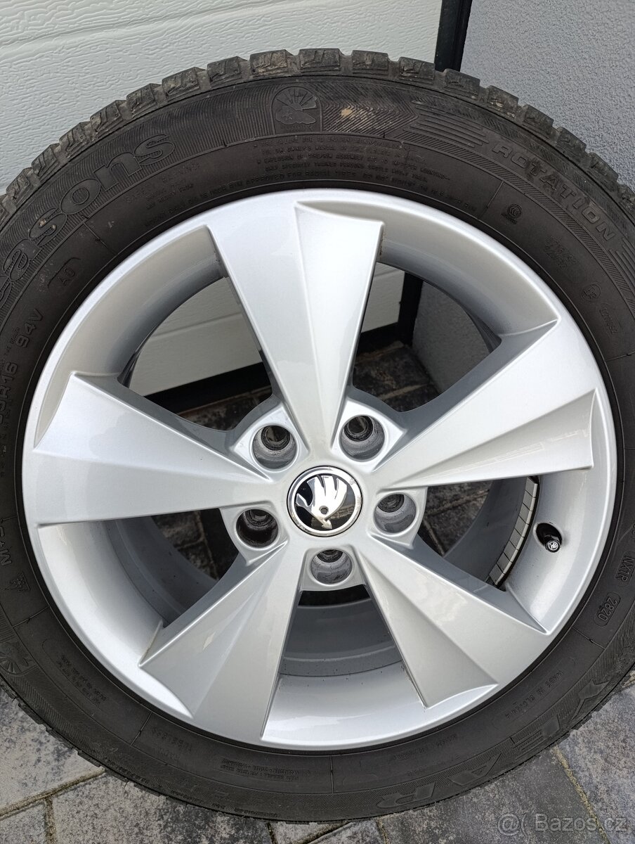 Pěkná originální ALU kola Škoda Octavia 3 205/55 R16 - 7