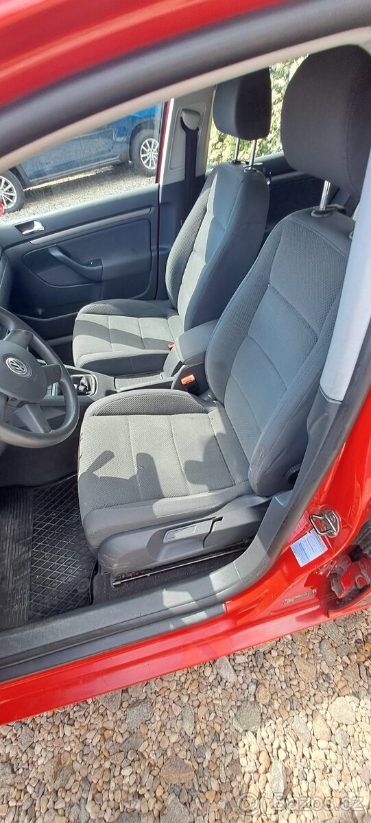 Volkswagen Golf 1.4i 55kW COMFOTLINE - 7