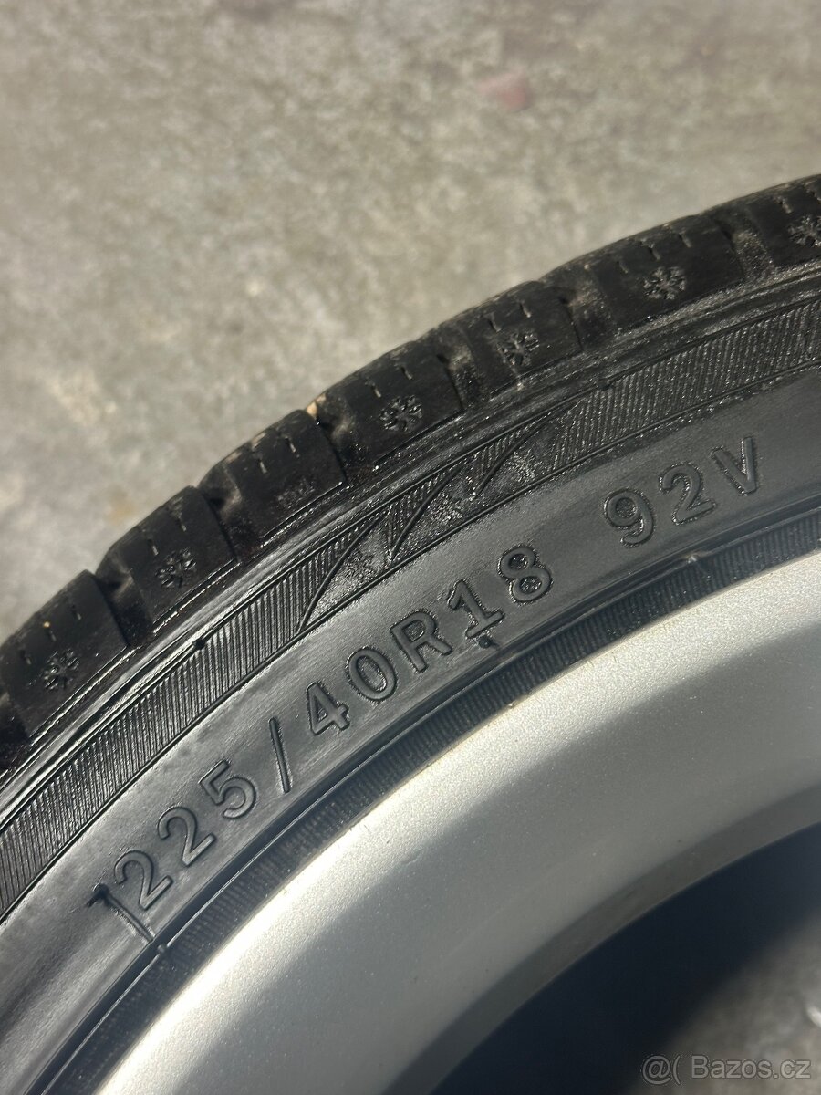 ALU Kola ŠKODA 5x112 R18 GOLUS Zánovní Zimní Pneu 225/40/18 - 7