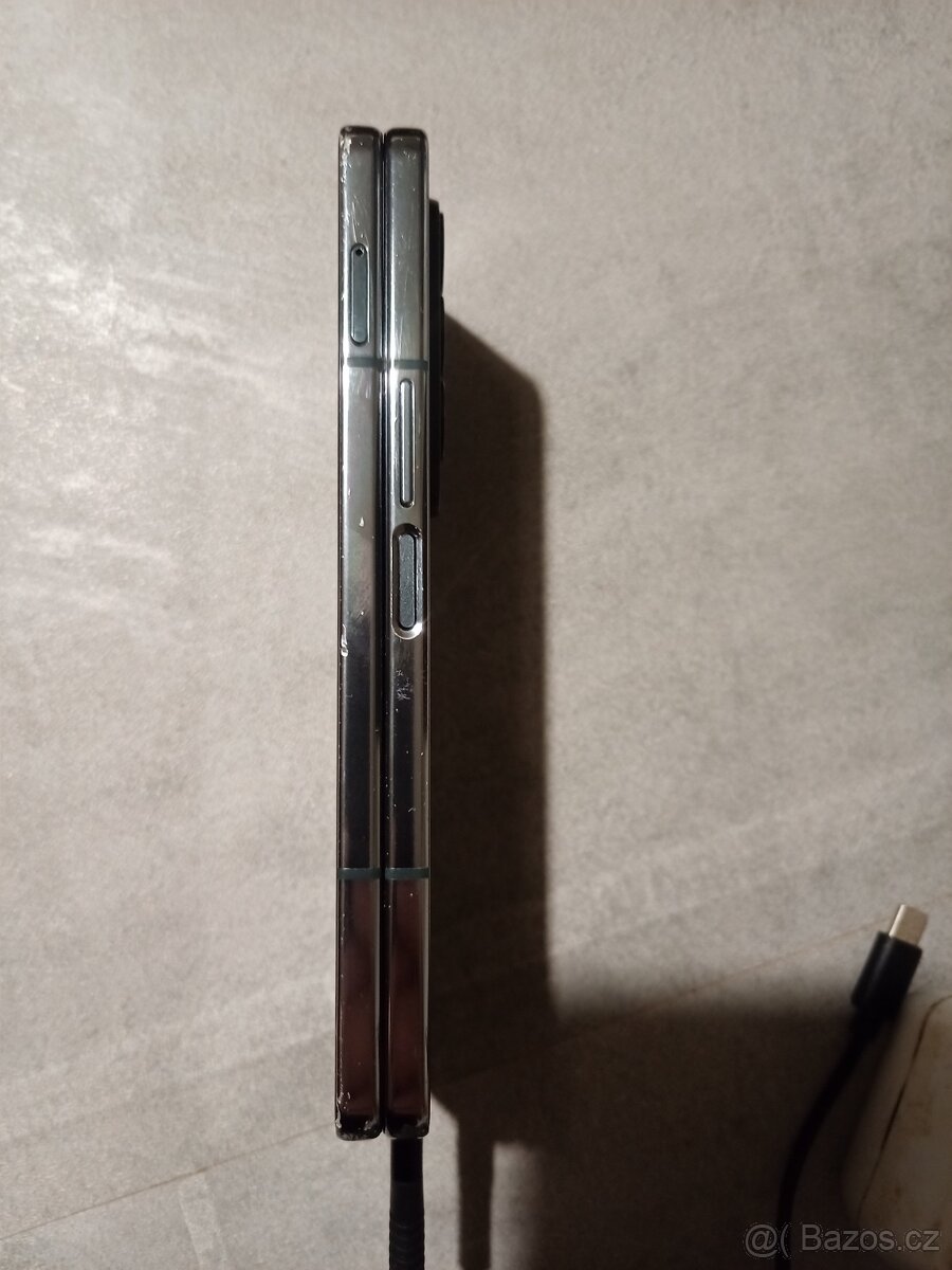 Samsung Galaxy Z Fold 4 12GB/512GB - 7