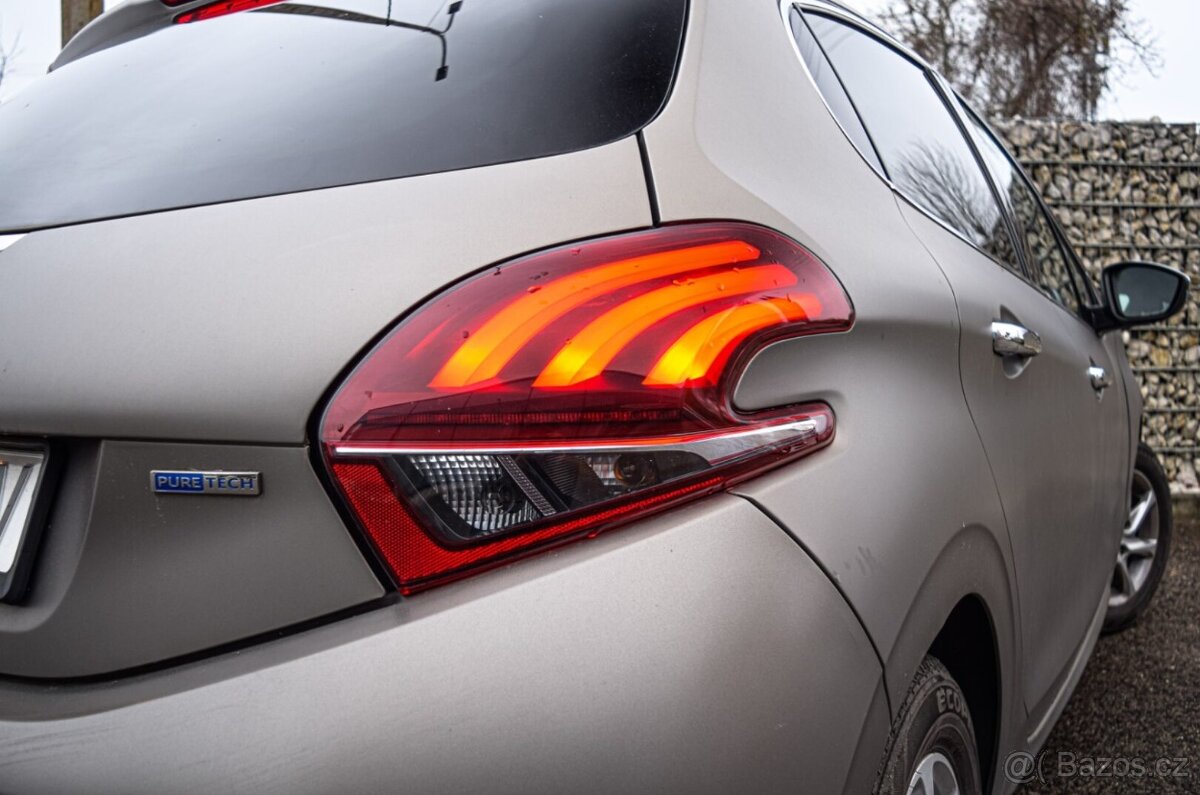 Peugeot 208 1.2 Active 2015 - 7
