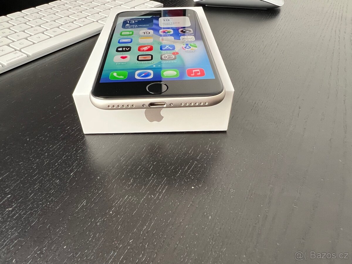 Iphone SE 2022 64GB - TOP STAV - 7
