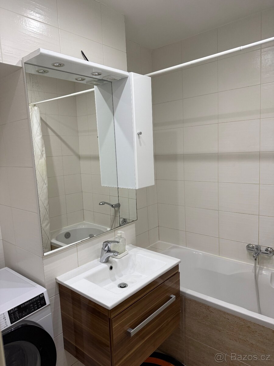 Pronájem bytu 4+1, 112 m², ul. Štěpánská, Praha 1 – centrum - 7