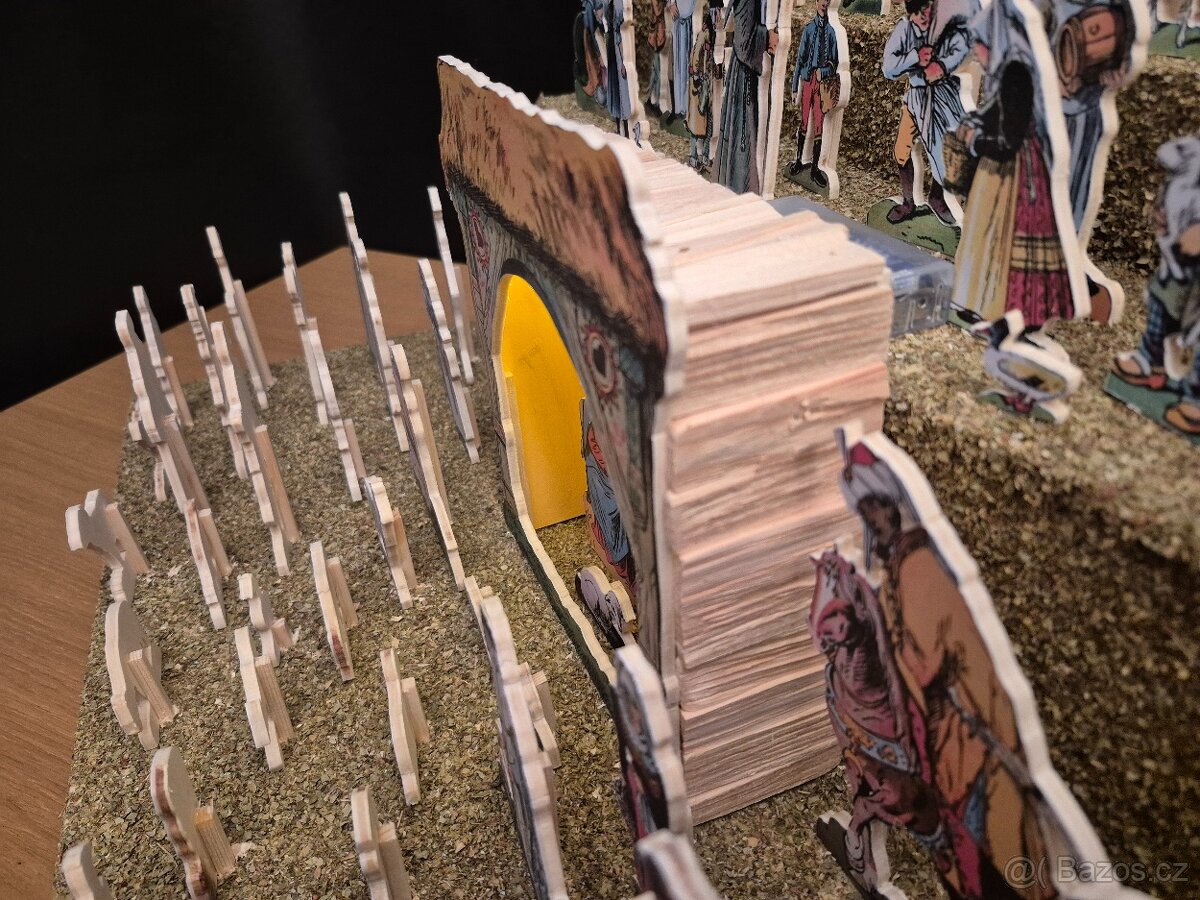 Mikoláš Aleš - ručně vyřezávaný osvětlený betlém - 7