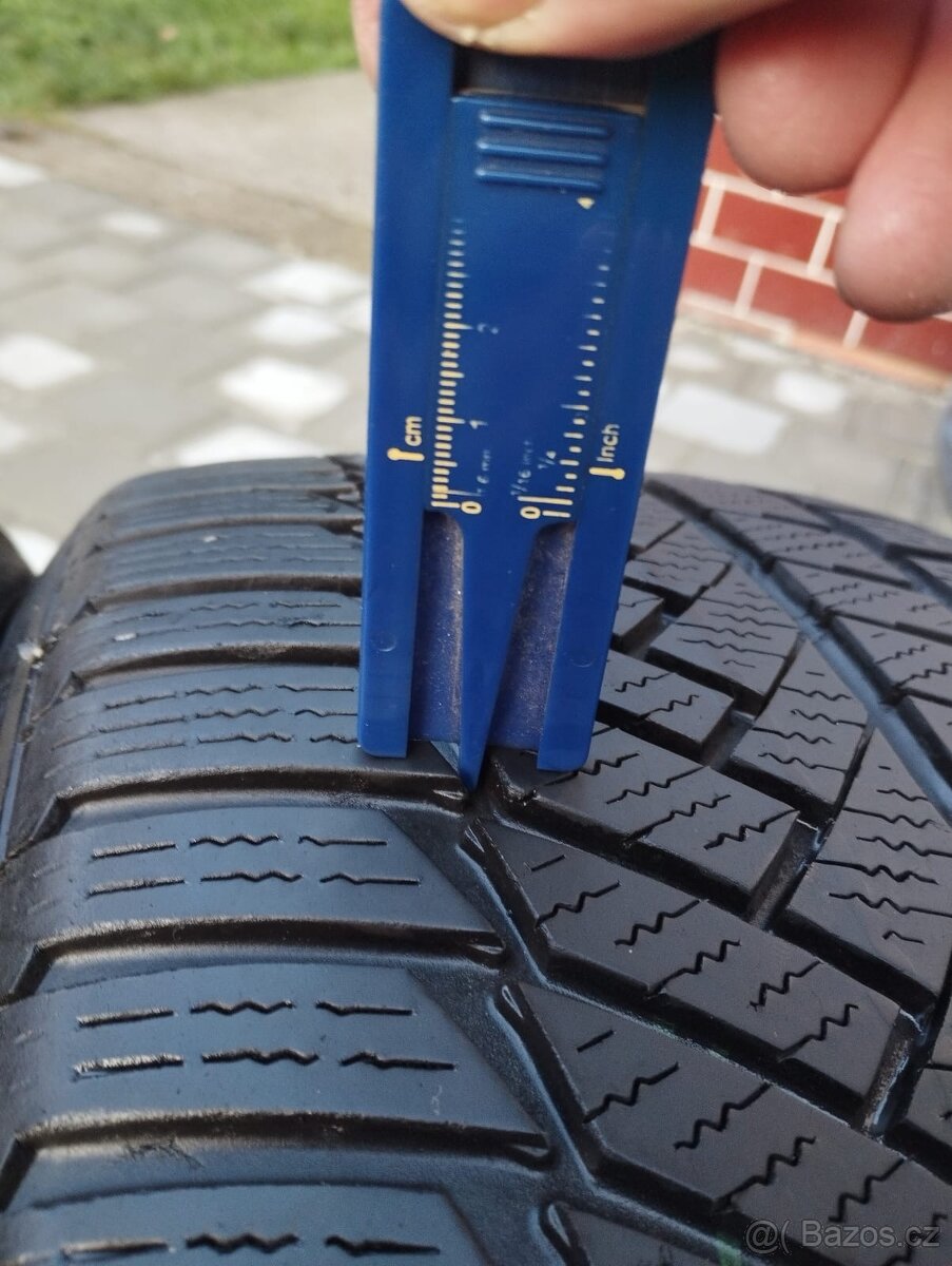 Continental WinterContact TS850P 235/35 R19 91W XL - 7