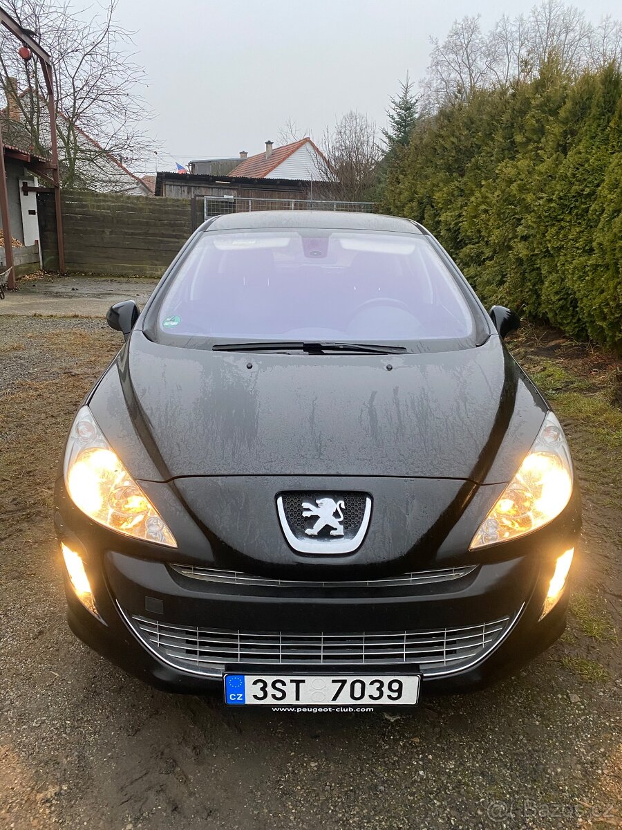 Peugeot 308 1.6i 110kw rok 2008 STK 05/26 v ČR jeden majitel - 7